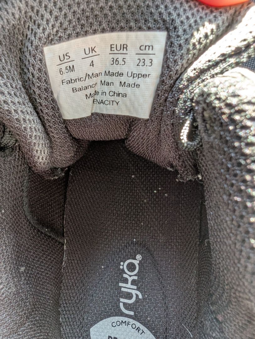 ライカrykaダンスシューズ テナシティー TENACITY E1270M