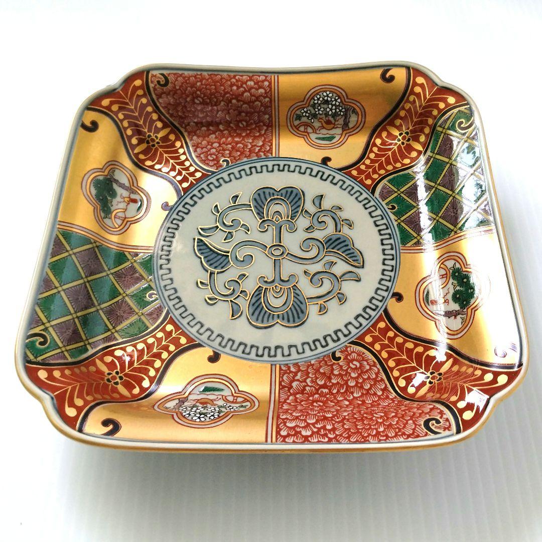 波佐見焼 林九郎窯 林九郎 古伊万里 金襴手 金彩 色絵 赤絵 間取 角皿 牡丹