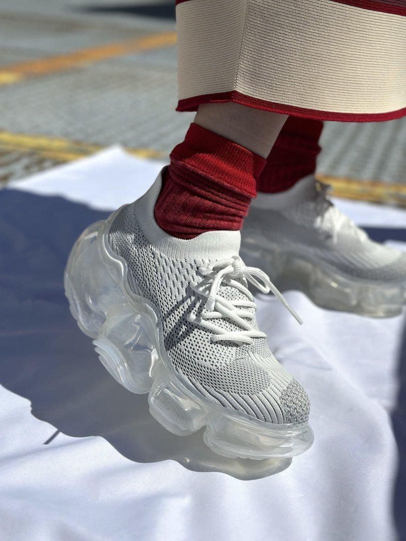 厚底スニーカー　groueds MOOPIE ホワイト/white