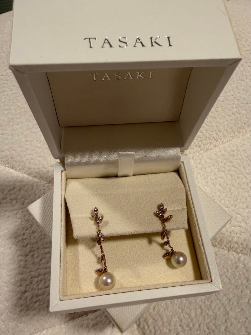 TASAKI クーゲルピアス