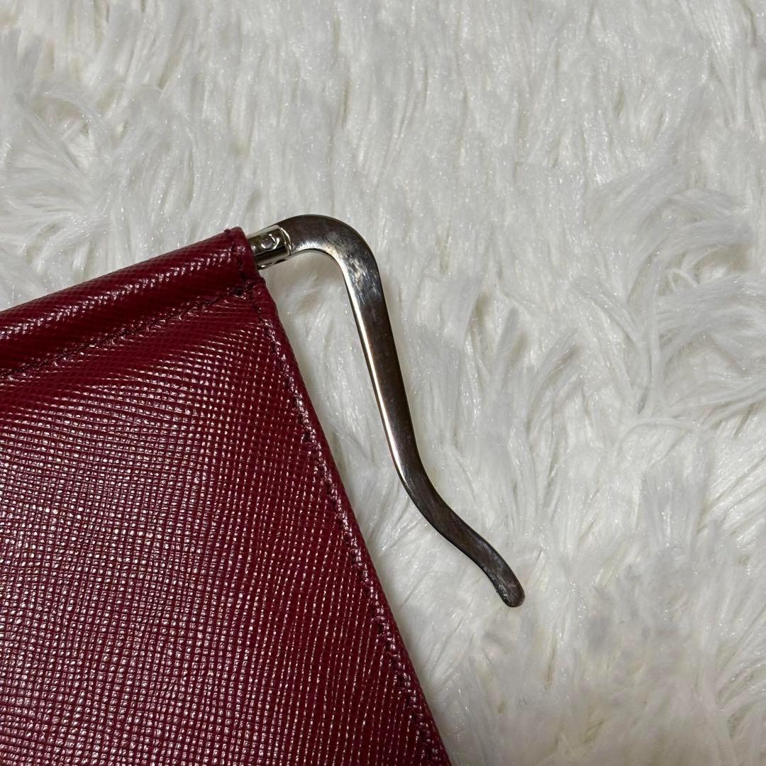 未使用⭐️プラダ　2M1077 サフィアーノ　マネークリップ　ロゴ金具　ルビーノ