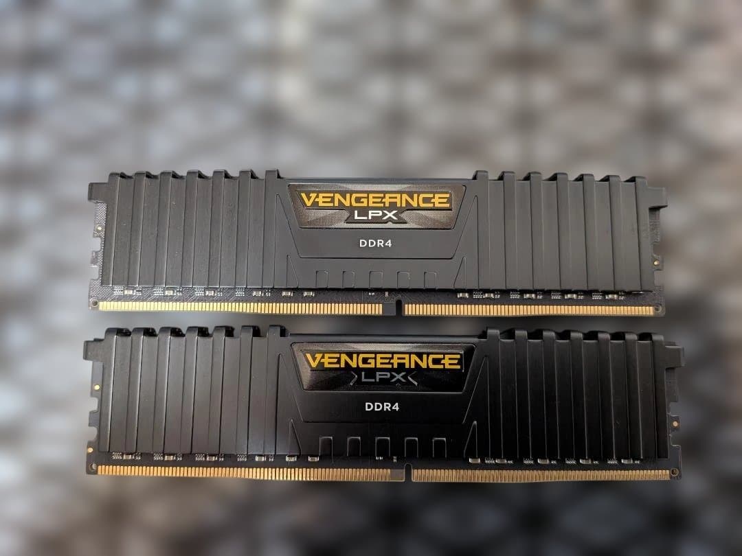 メモリDDR4 64GB 3200Mhz (32GB x 2)