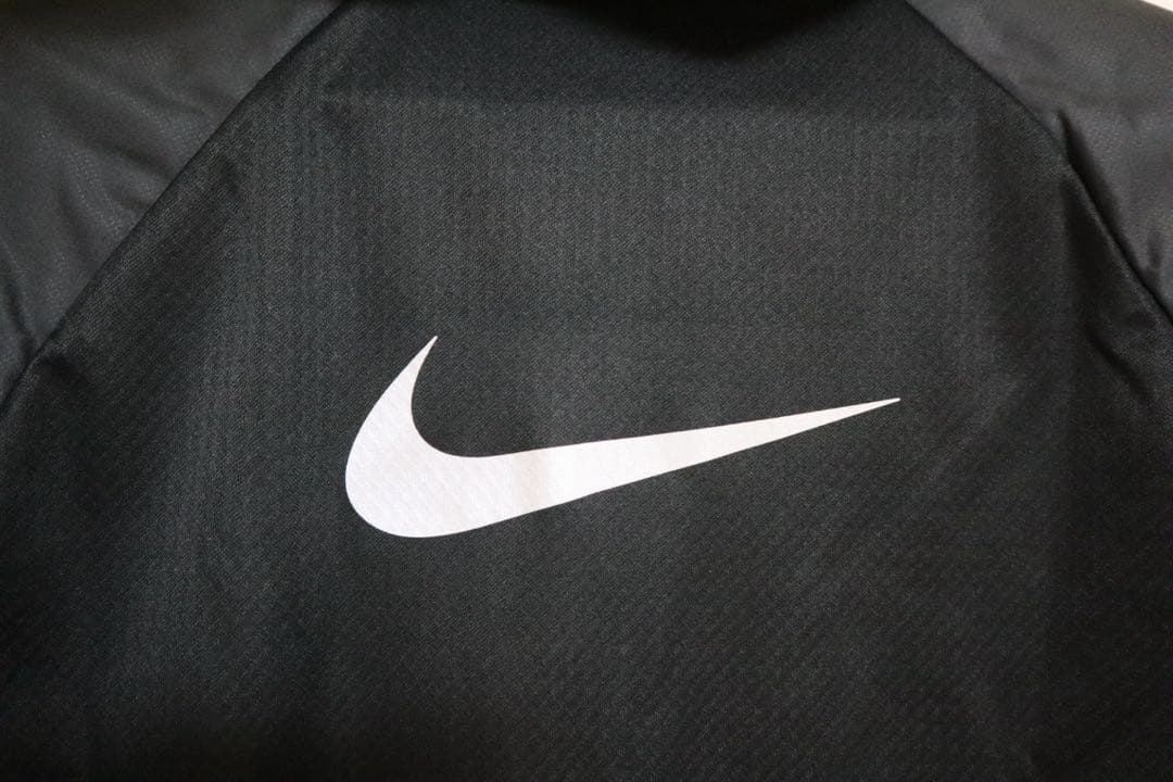 新品　ナイキ　サーマスフィア　マイラー　フーディー　ランニングジャケット