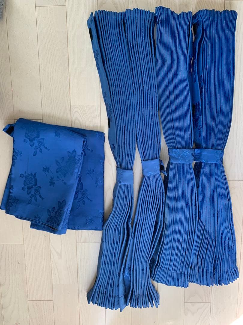 トラック　薔薇、遮光カーテン！ブルー！仮眠、センター、リア3点セット美品！！