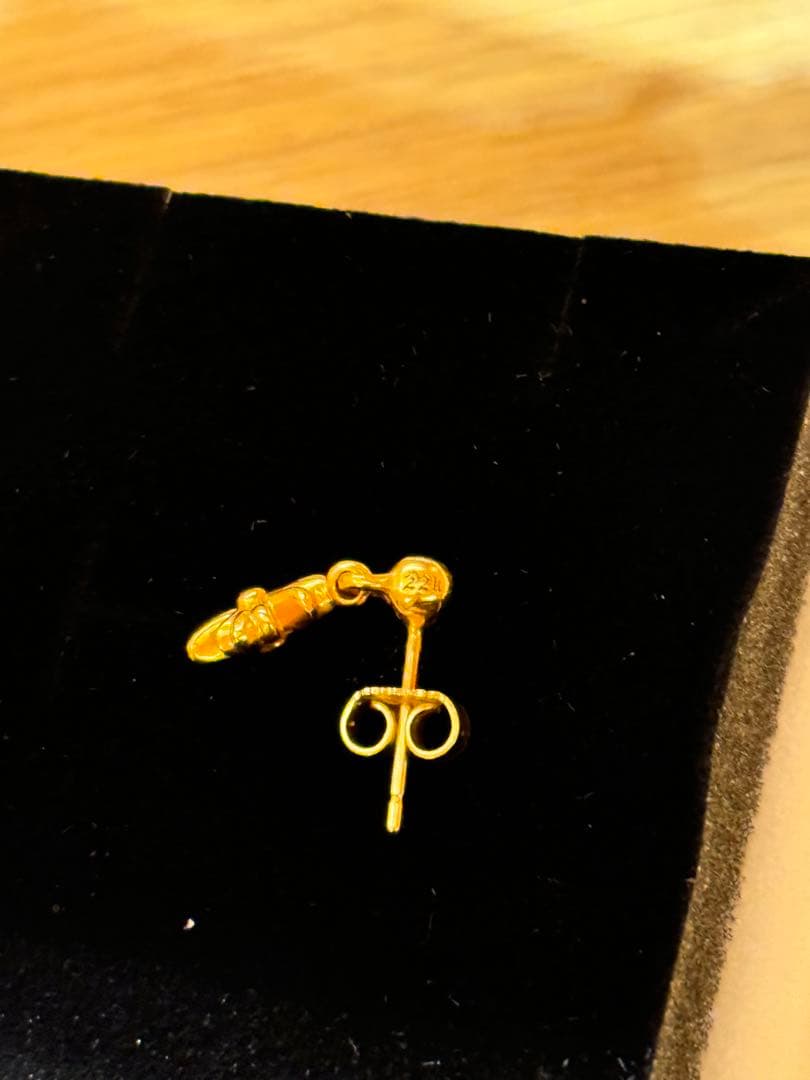 Chrome hearts tiny ピアス　ゴルド 22k