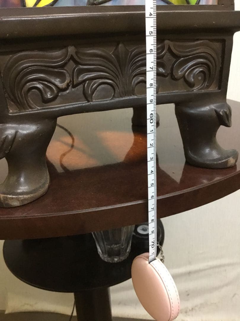 大輪のバラ咲くステンドグラスのアンティークな光柱　ポーチや通路に置くのに最適