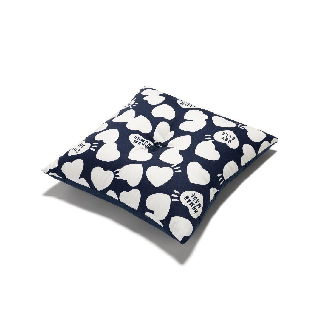 HUMAN MADE 座布団 HEART CUSHION