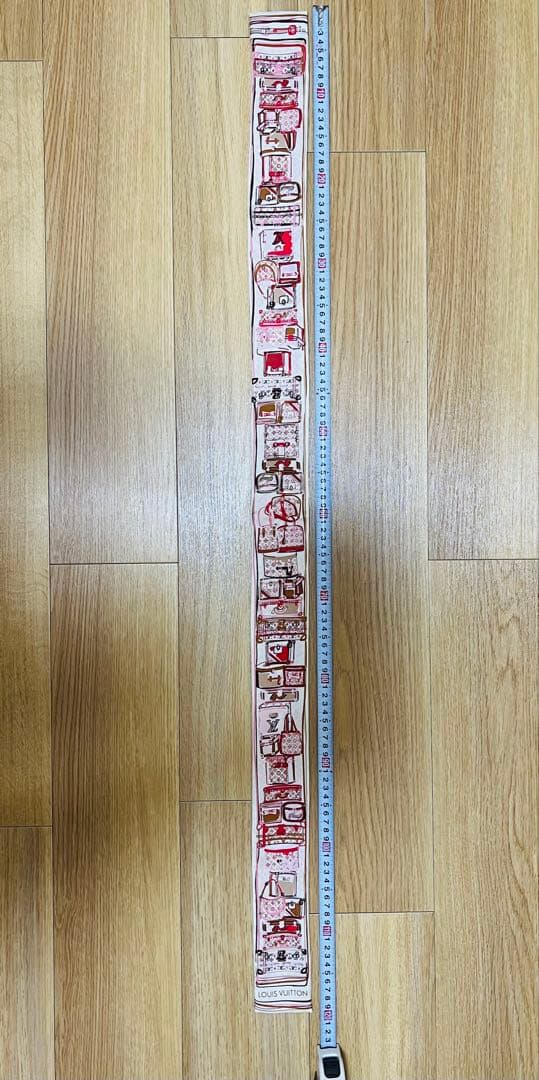 LOUIS VUITTON スカーフ 約20×7センチ