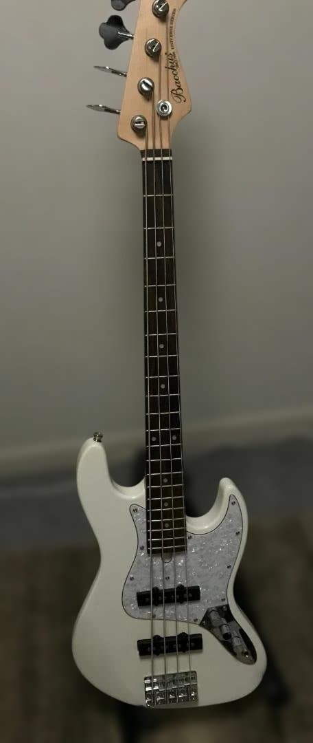 BACCHUS WJB-Mini WH ミニジャズベース　エレキベース