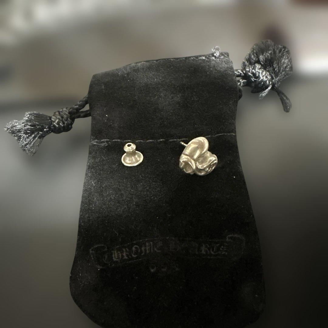 クロムハーツ　ハート　ピアス　Chrome Hearts