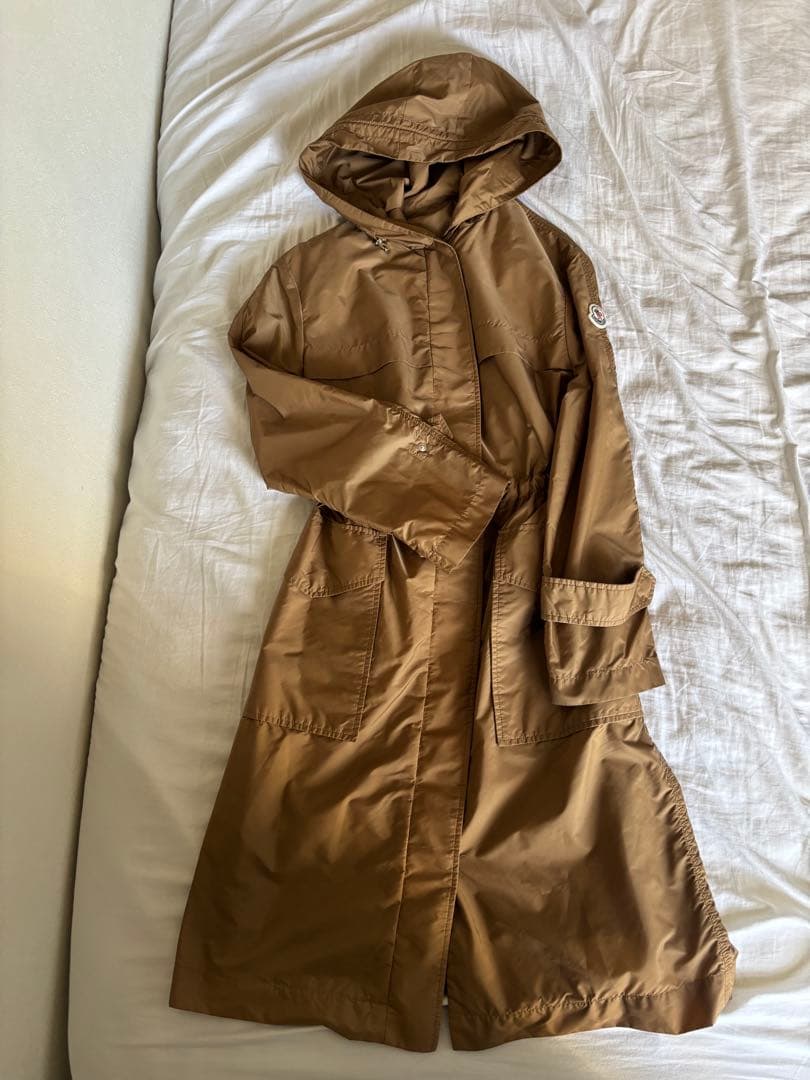 美品　MONCLER モンクレール HIENGU スプリングコート　ベージュ