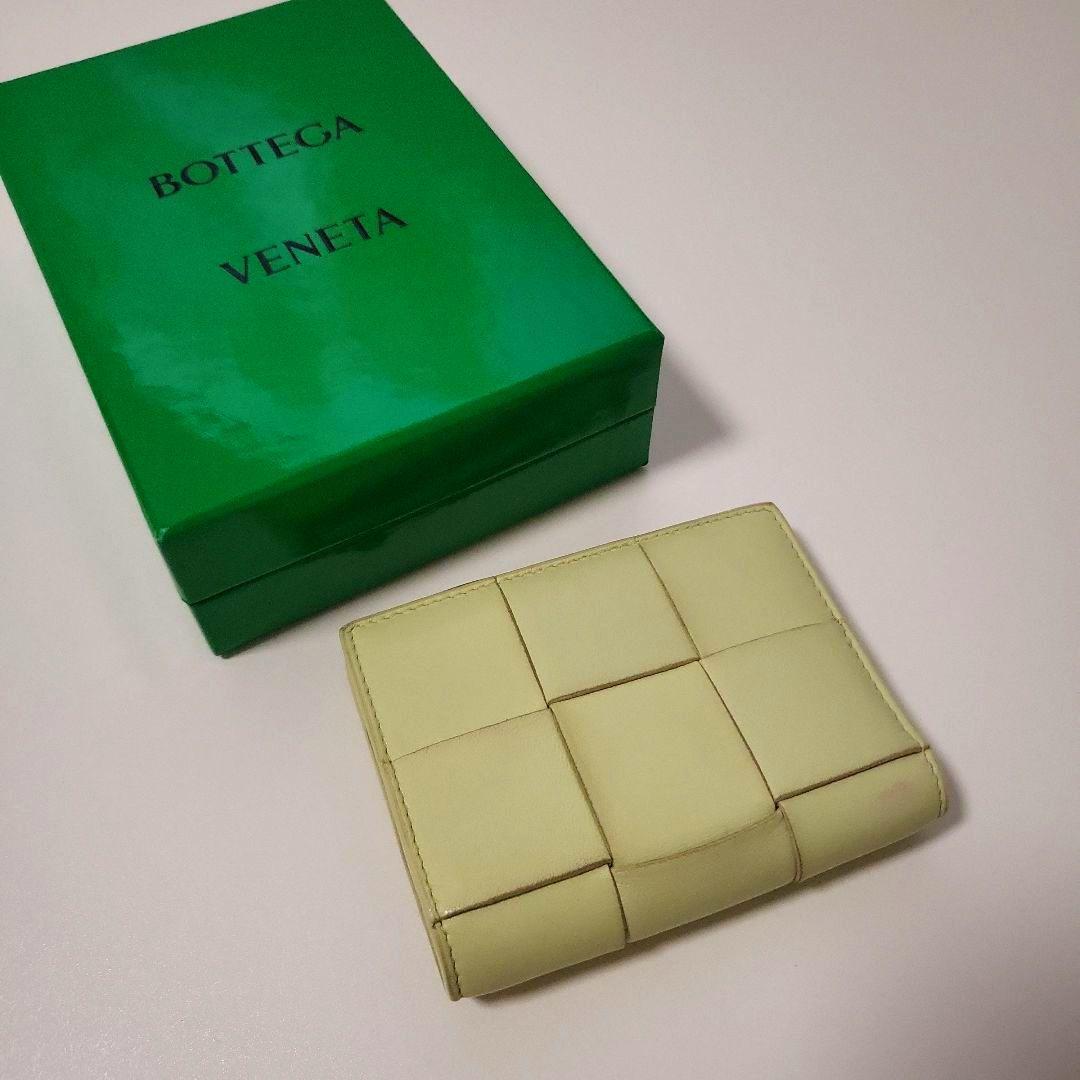 Bottega Veneta 二つ折り財布 ライトグリーン