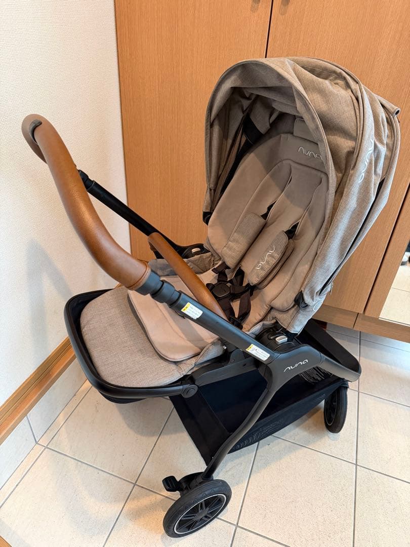 Nuna ベビーカー トリヴネクスト　ヘーゼルウッド