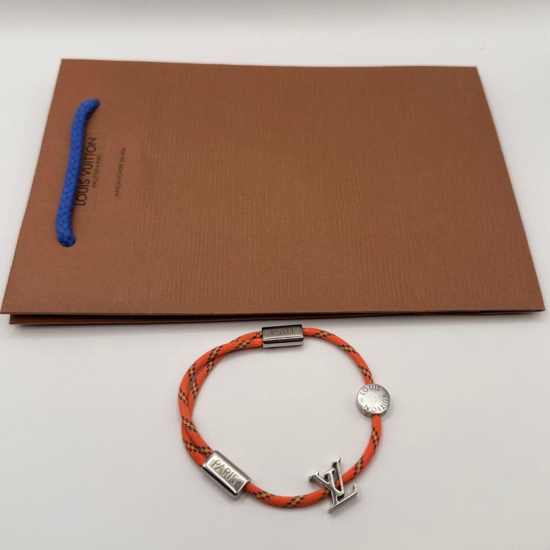 希少✨LOUIS VUITTON LVフルオ ロゴ モチーフ ブレスレット