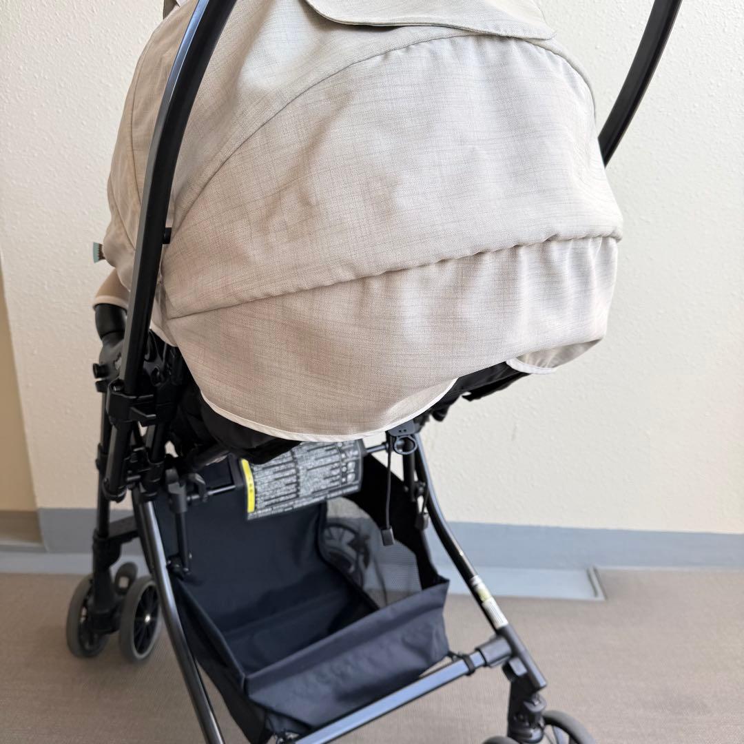 Combi メチャカル　ハンディオート4キャス　エッグクッションHG