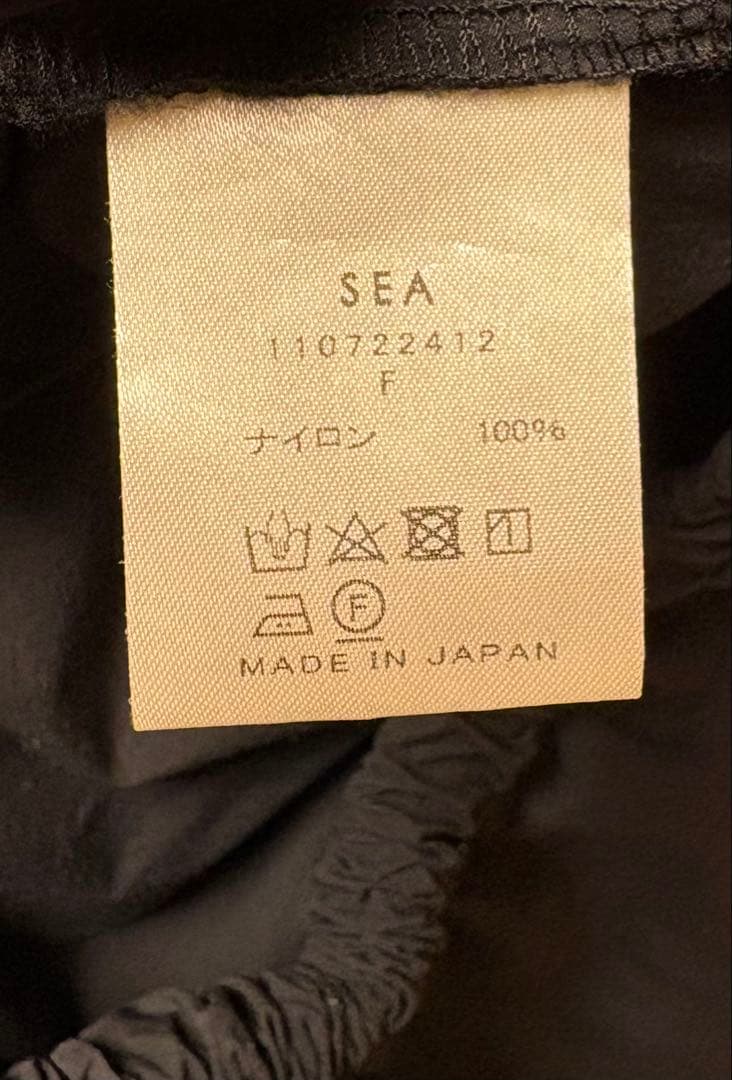 SEA TYPEWRITER DRAPE SKIRTドレープスカート/ ブラック