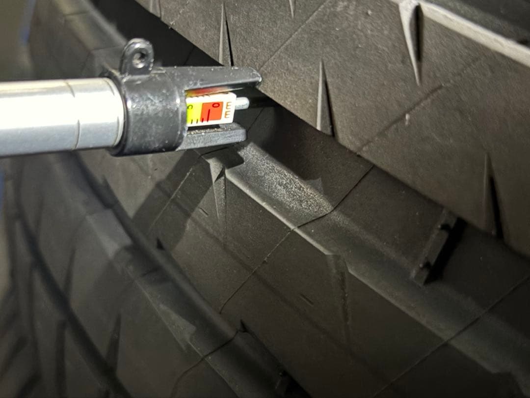 【2025年製！】215/40R18 サマータイヤ4本セット