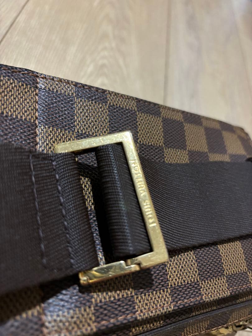 louisvuitton ルイビイトン ダミエ　ボディバッグ　クロスバッグ