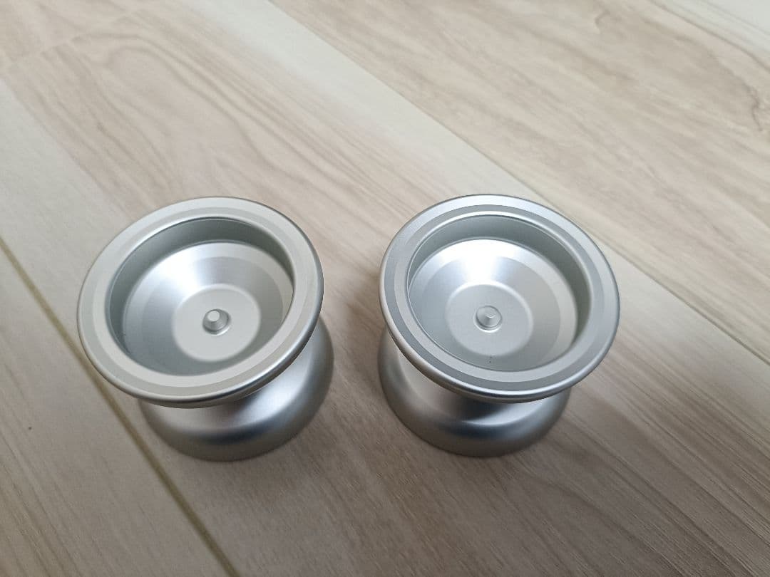 ハイドランジア マグノリア シルバー ヨーヨー