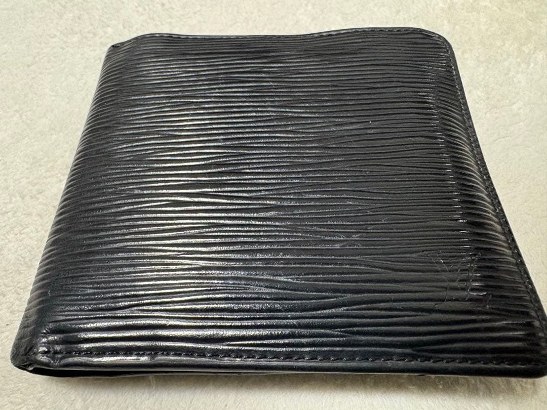 美品　ルイヴィトン エピ ポルトビエ カルトクレディ モネ 財布 マルコ 黒