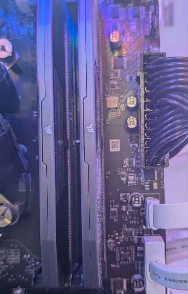 Vengeance DDR5 16GB 5200mhz 1枚 休日割引中