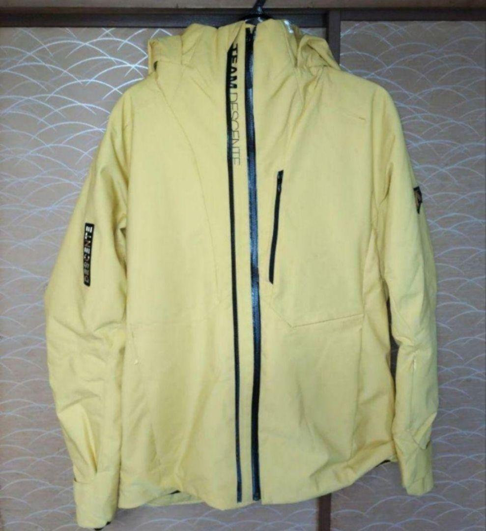 a TEAM DESCENTE デサント 選手用ジャケット