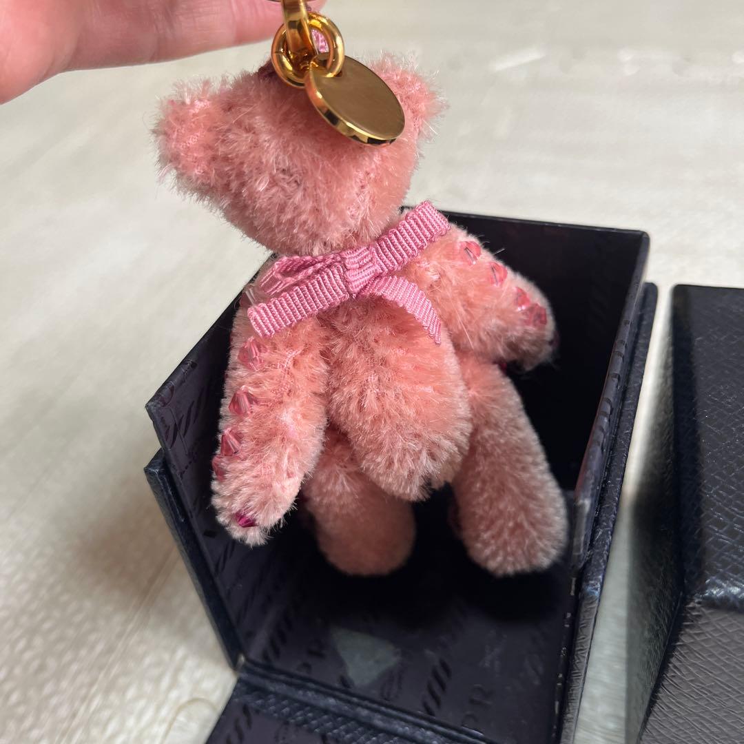 PRADA くま　キーホルダー