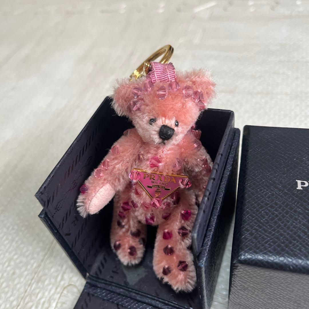 PRADA くま　キーホルダー