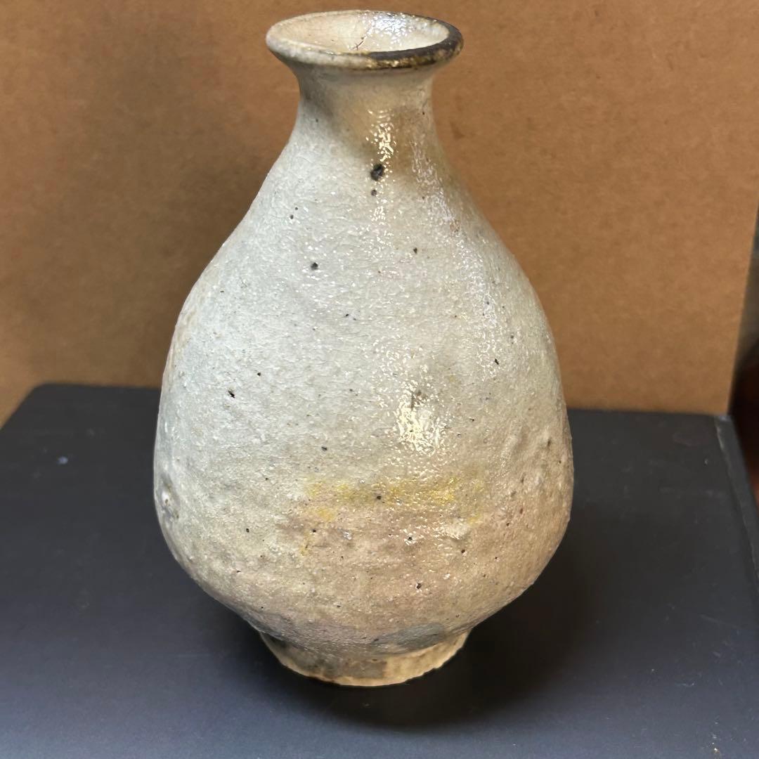 大吉さん　泥牛作品　粉引徳利