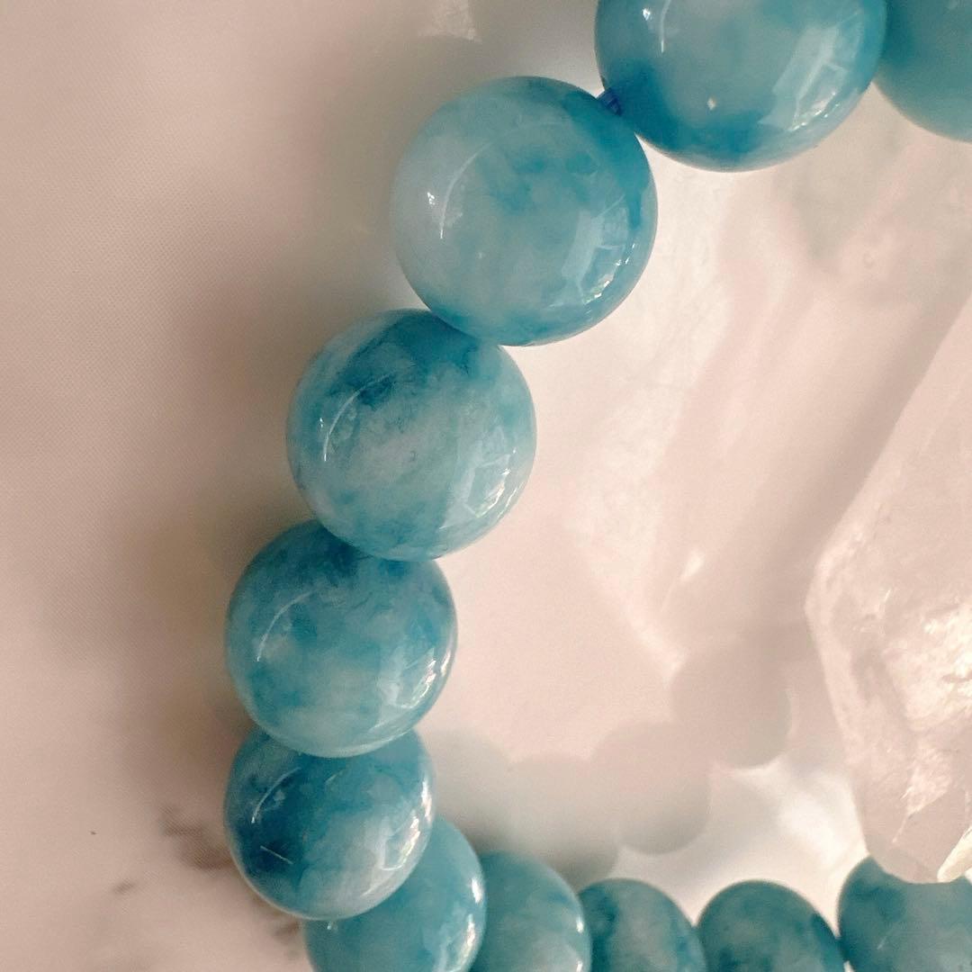 【ラリマー】優しく平和なエネルギー　 カリブ海の宝石　癒しの石　Larimar