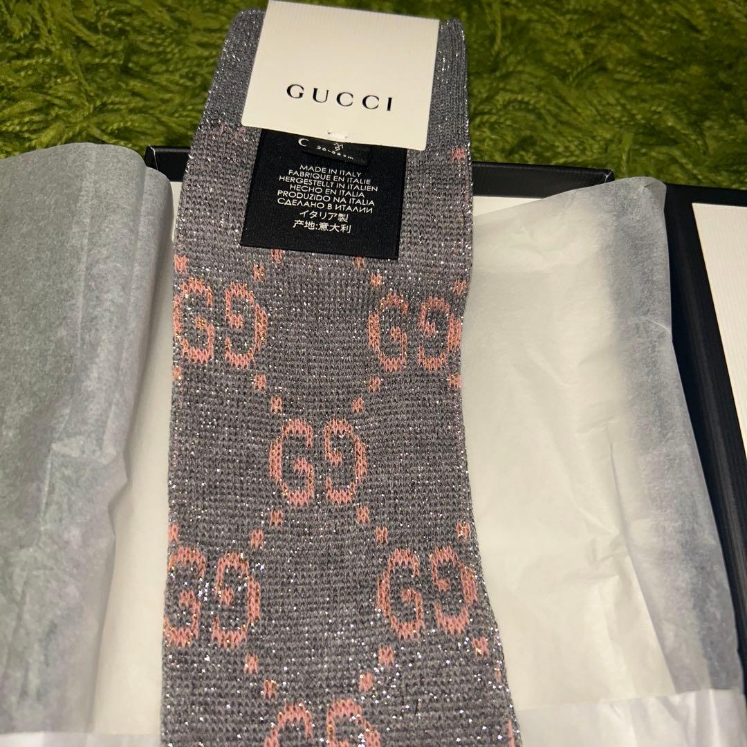新品GUCCI GGロゴ ソックス グレー/ピンク
