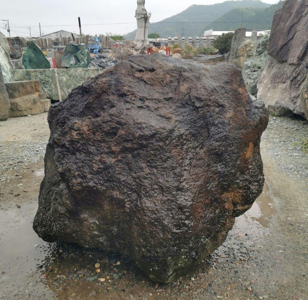 鳥海石　505キロ　庭石　石　石材 庭　坪庭　ガーデニング　置物　オブジェ