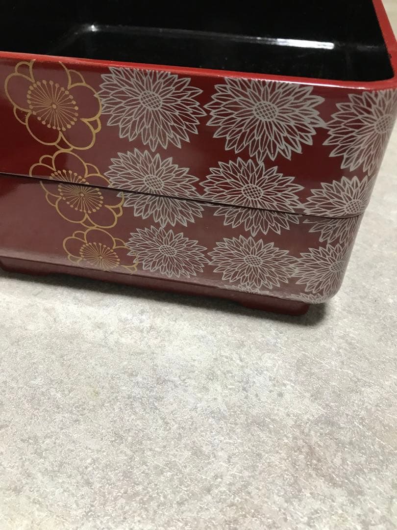 お重3段　漆塗り　重箱
