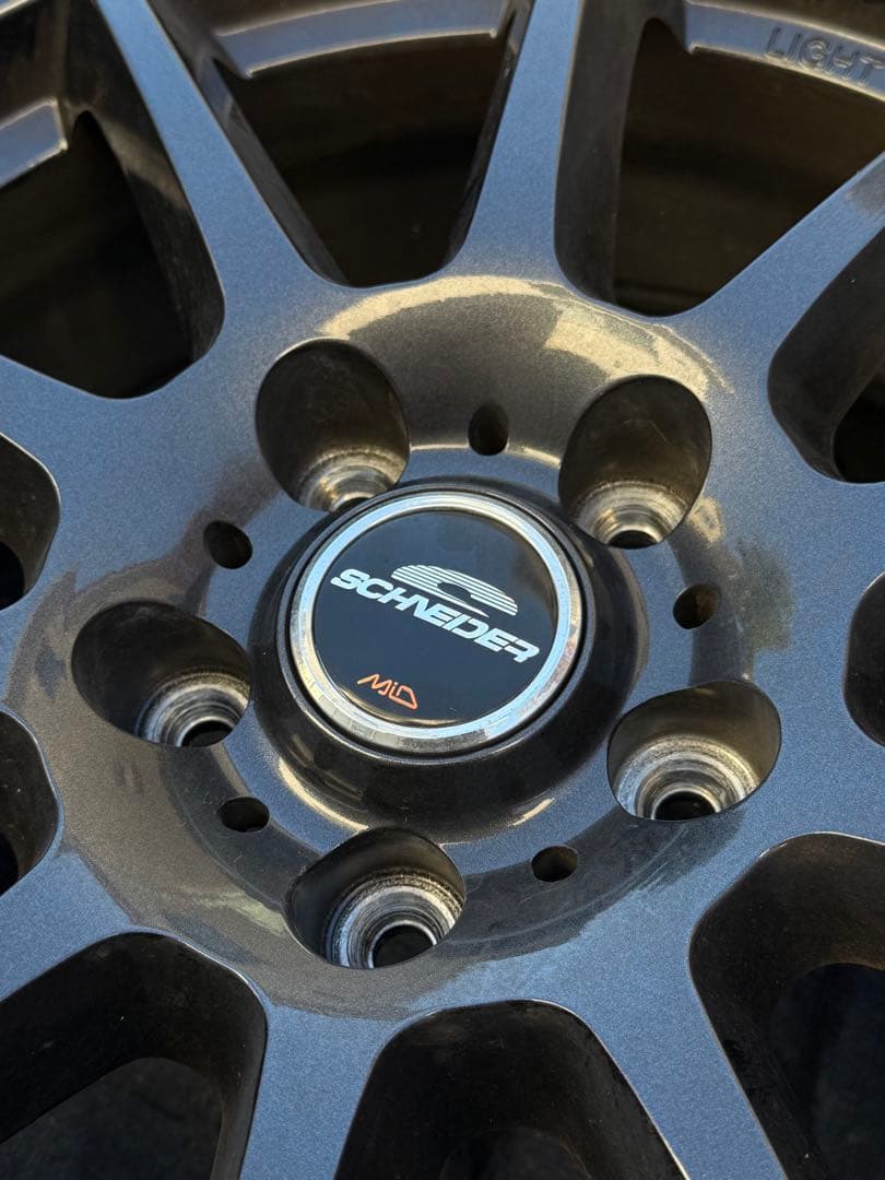 送料込 225/65R17 スタッドレス ハリアー RAV4 等