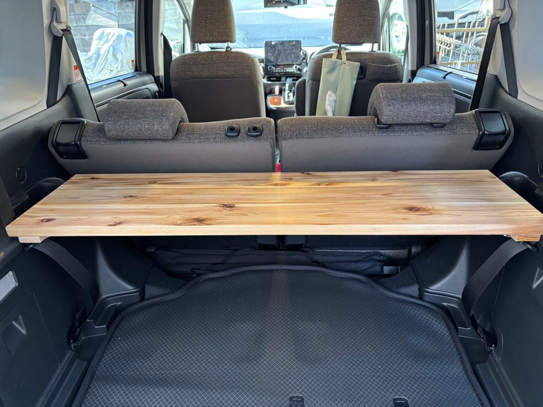 新型シエンタ10系専用 ラゲッジボード 杉無垢材 車中泊テーブル