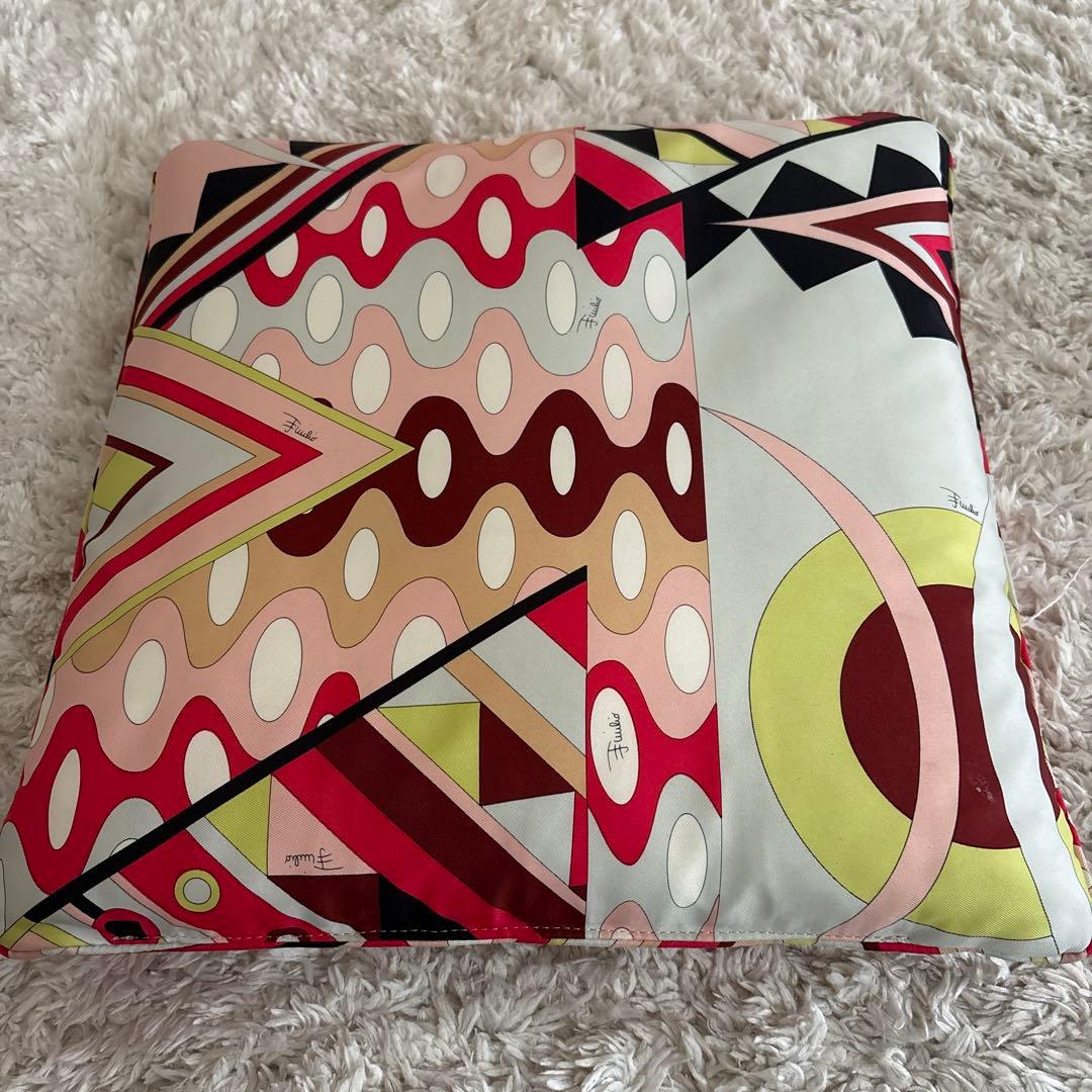 エミリオ・プッチ（Emilio Pucci） クッション