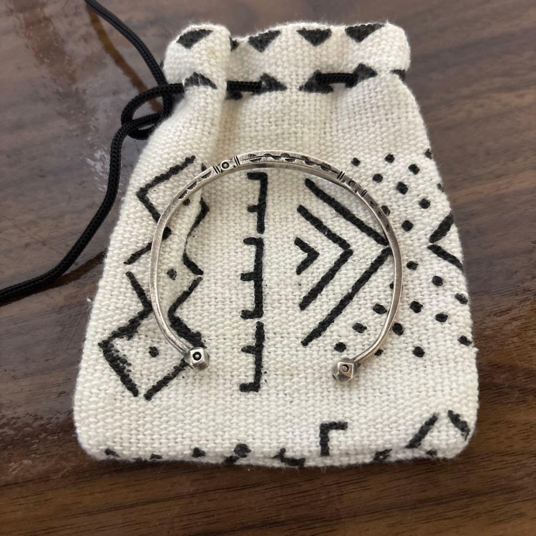 アダワットトゥワレグ　バングル