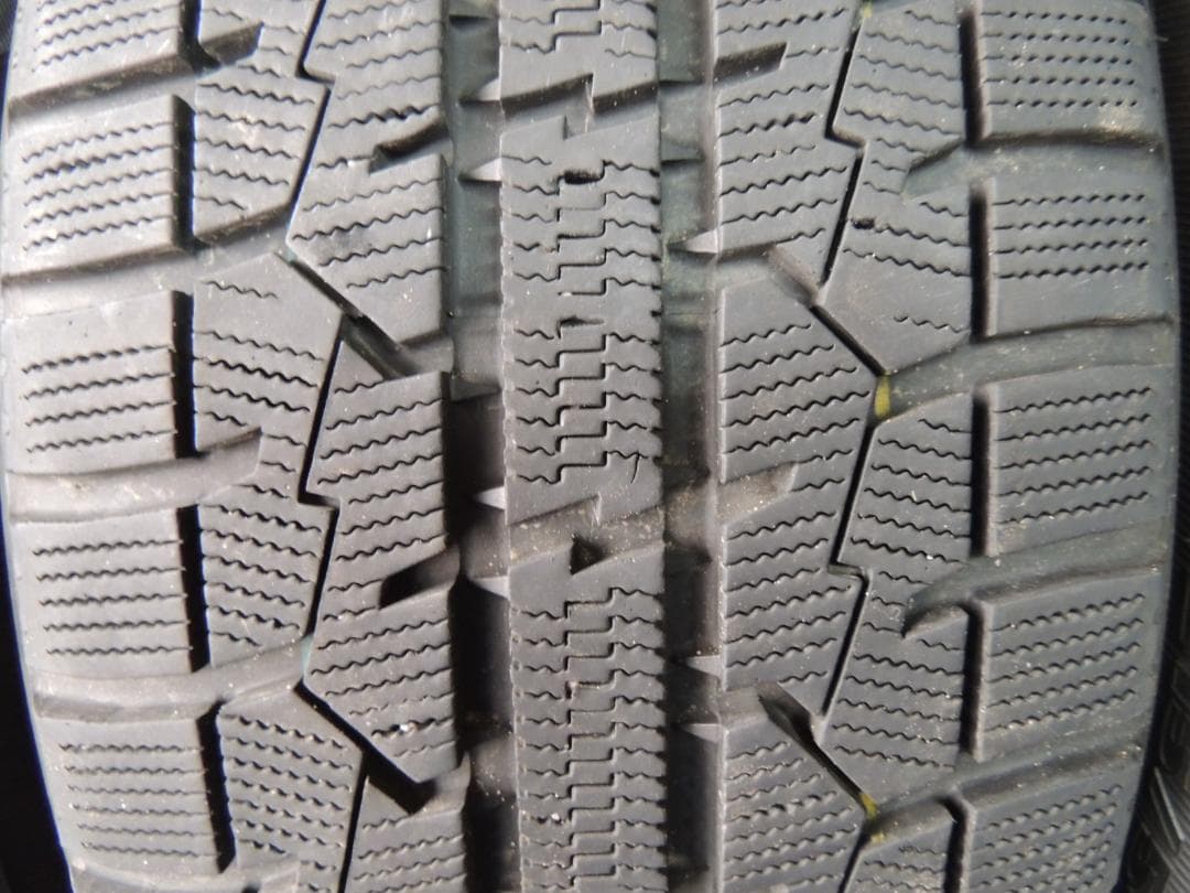 T696　215/50R17　TOYO　スタッドレス　4本　2021年製
