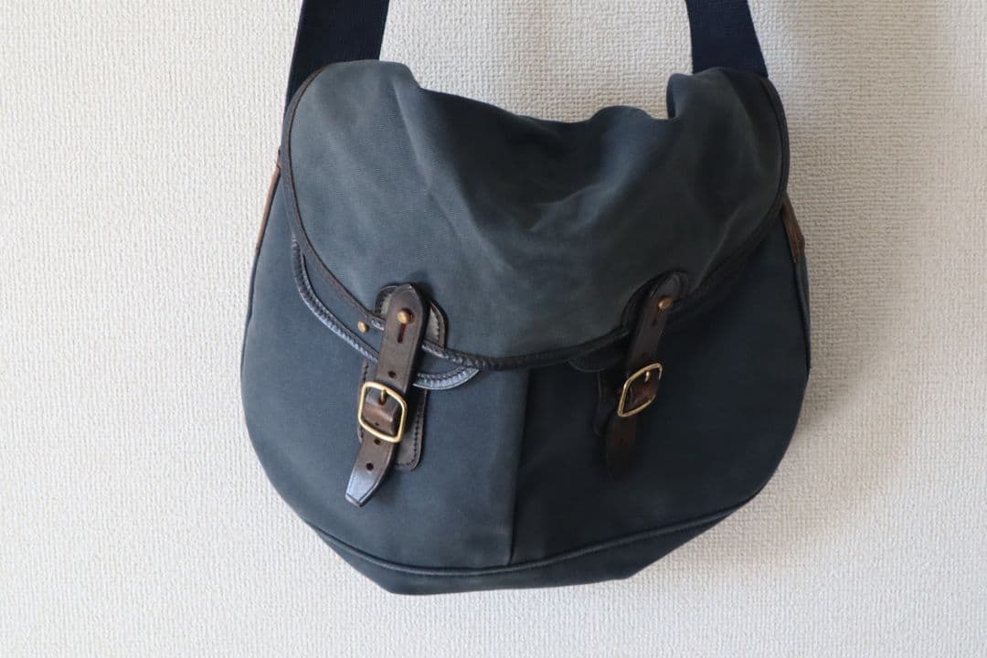 バッグ BRADY ARIEL TROUT LARGE NAVY BROWN
