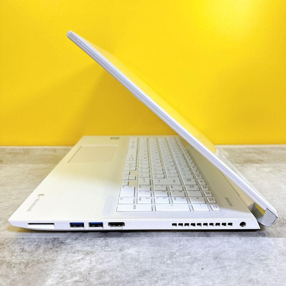 新品SSD480GBで快適✨カメラ付き 薄型ノートパソコン Windows11