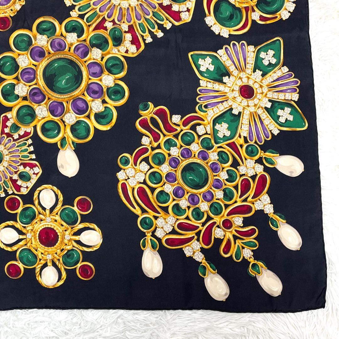 極美品 シャネル グリポア シルク100% 大判スカーフ 宝石ジュエリー柄