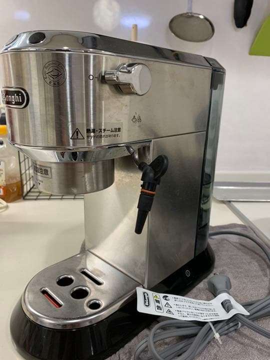 Delonghi エスプレッソコーヒーマシン EC680