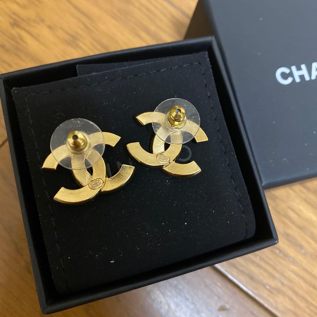 CHANEL CCロゴ　ピアス　シャネルピアス　説明書付き