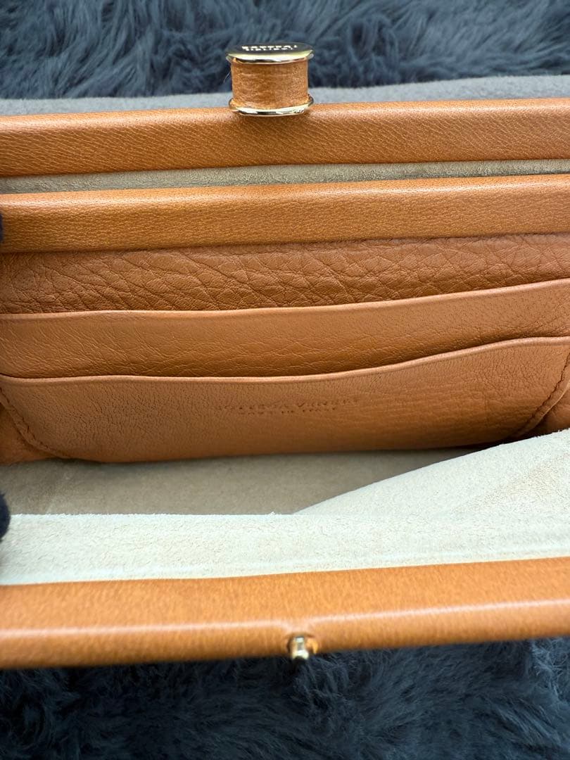 Bottega Veneta キャメルレザーポーチ