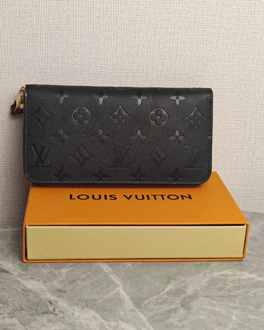 LOUIS VUITTON ジッピーウォレット モノグラムアンプラント 長財布