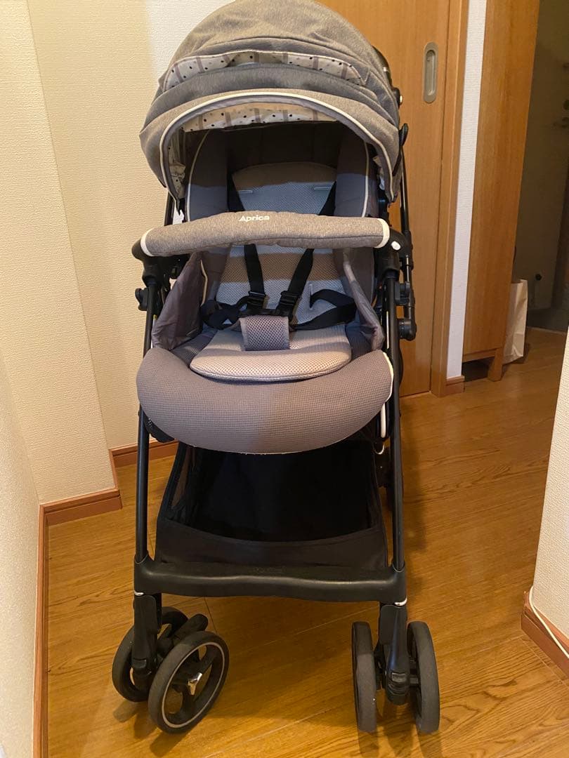 Aprica ベビーカー ラグーナ➕フットマフ➕レインカバー付き