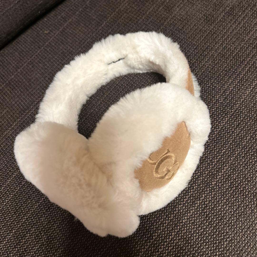 UGG イヤーマフ　耳当て