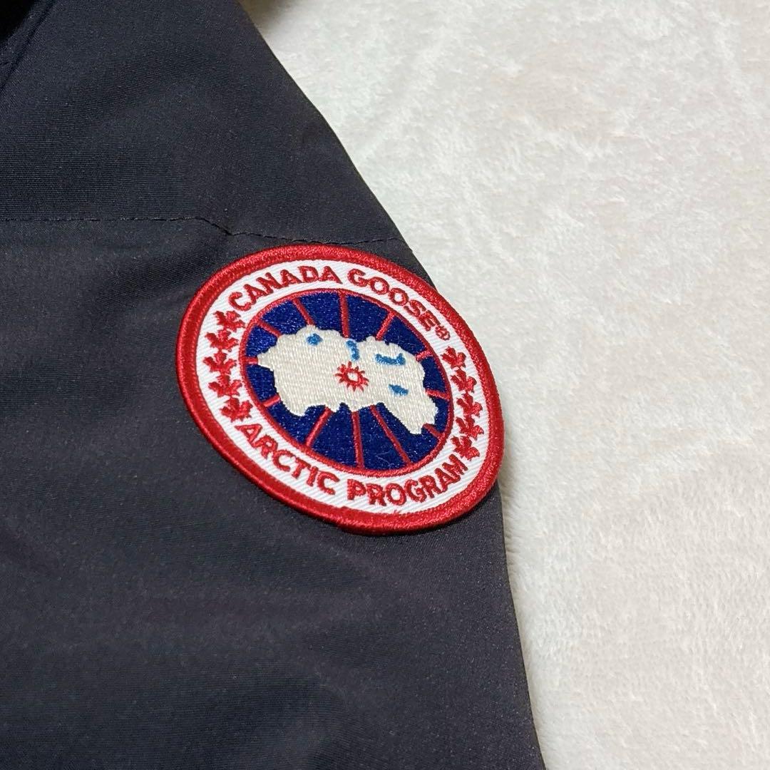 ほぼ未使用✨　カナダグース　ダウンジャケット　ネイビー　濃紺　マッケンジー　M