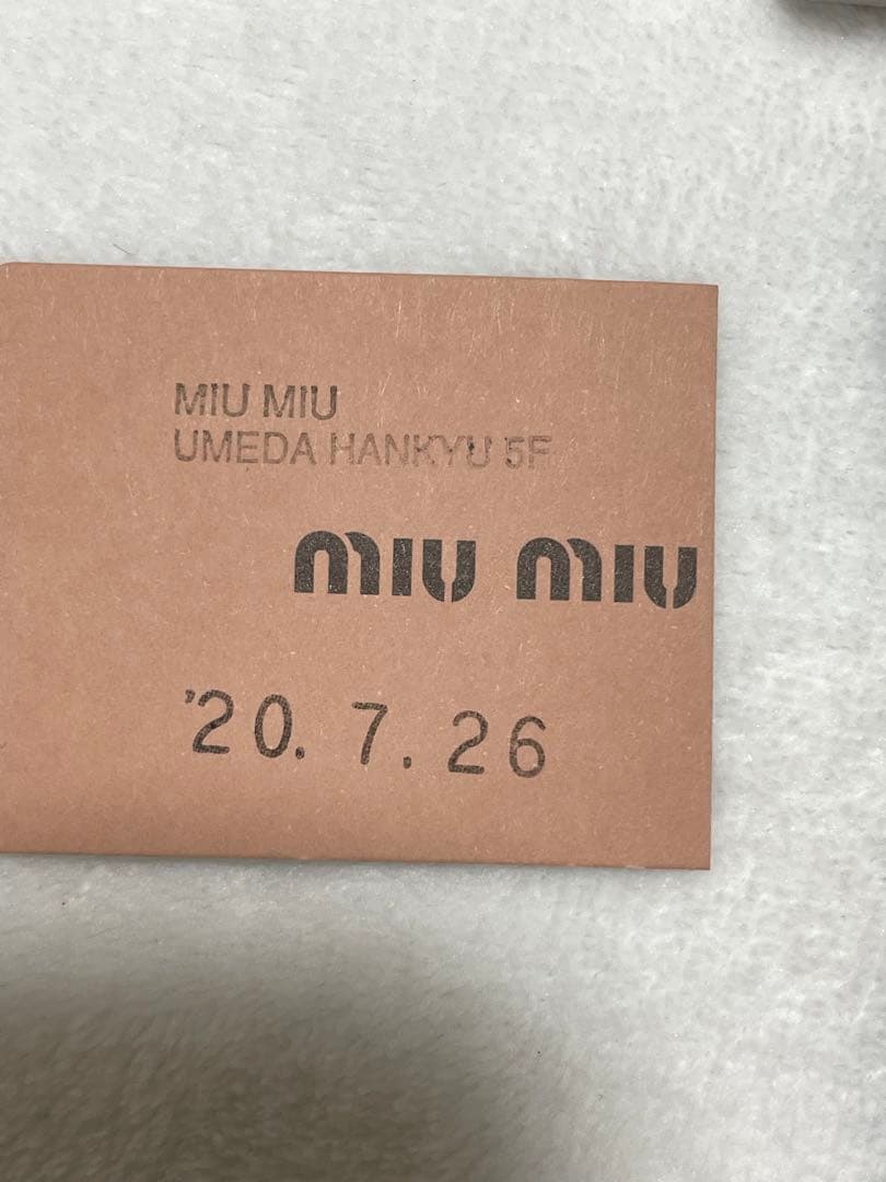 miumiuミュウミュウ　ヘアピン　美品