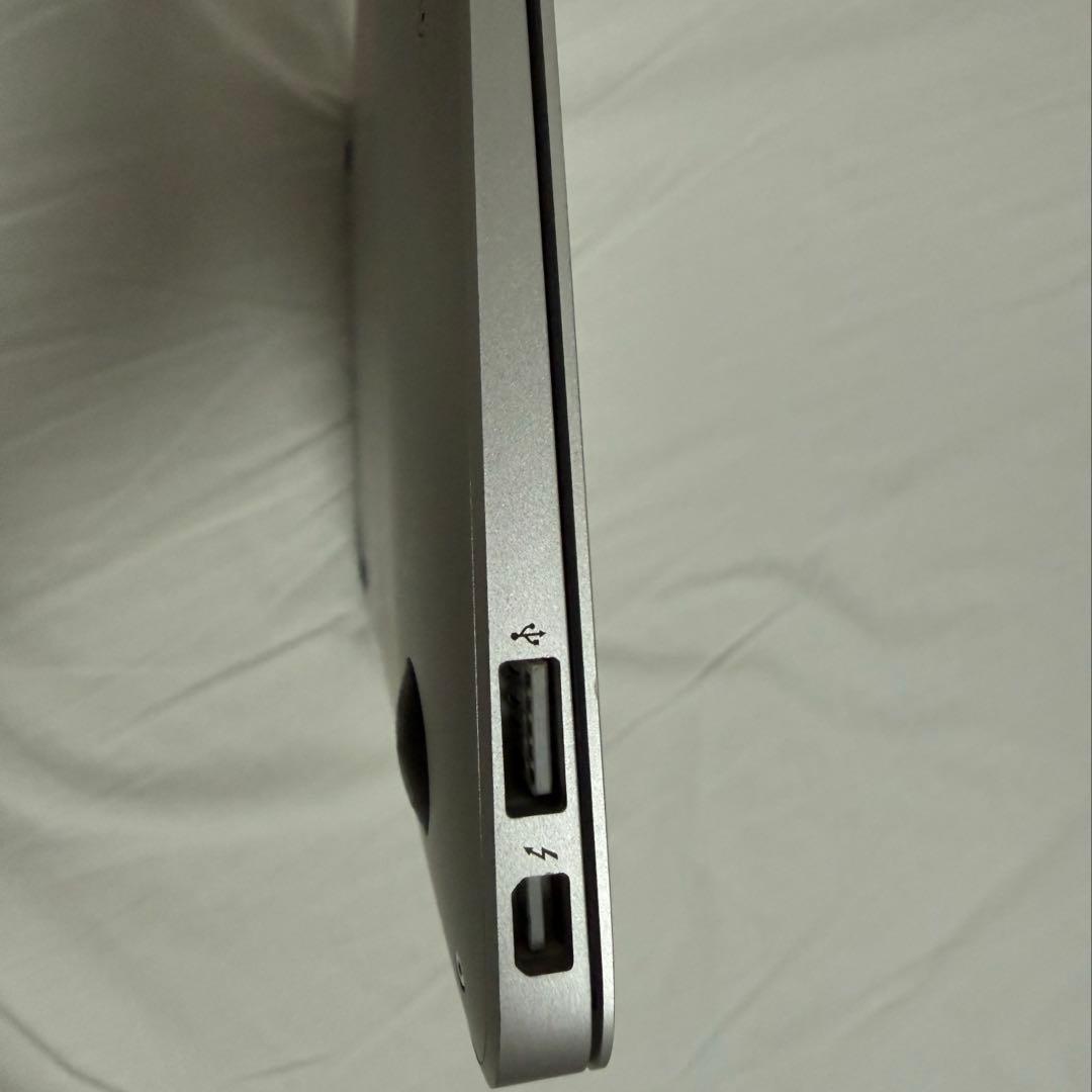 MacBook Air 11 11.6インチ